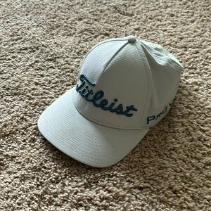 Titleist L/XL gray ProV1 cap